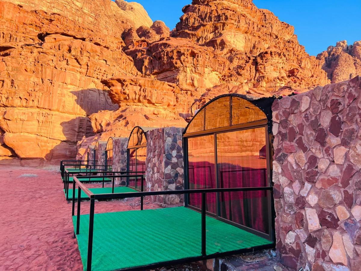 Wadi Rum Shooting Stars Camp Kültér fotó